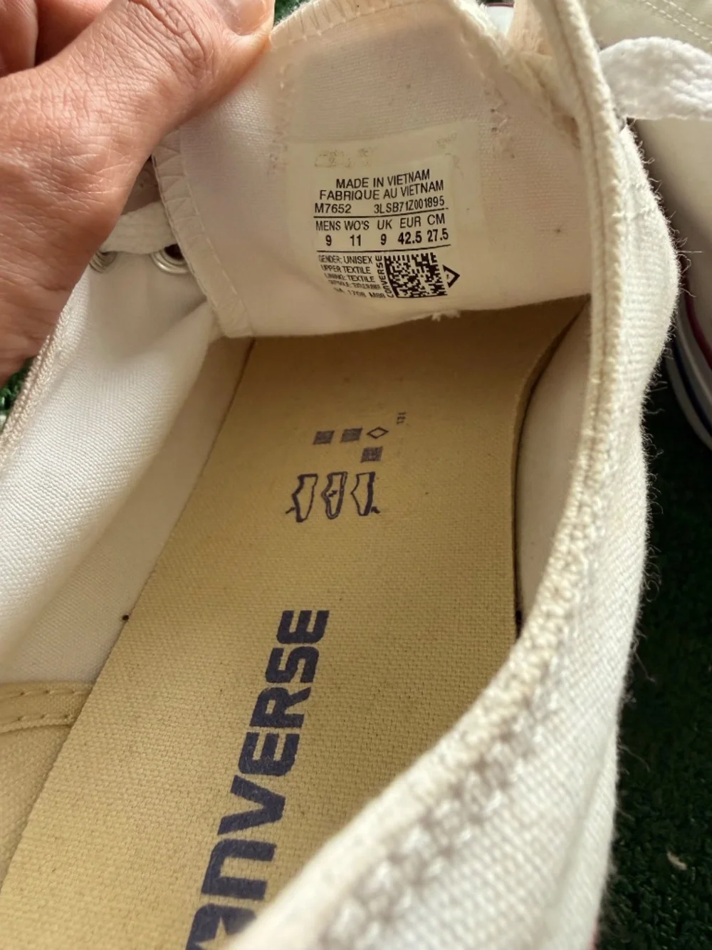 Converse white shoes